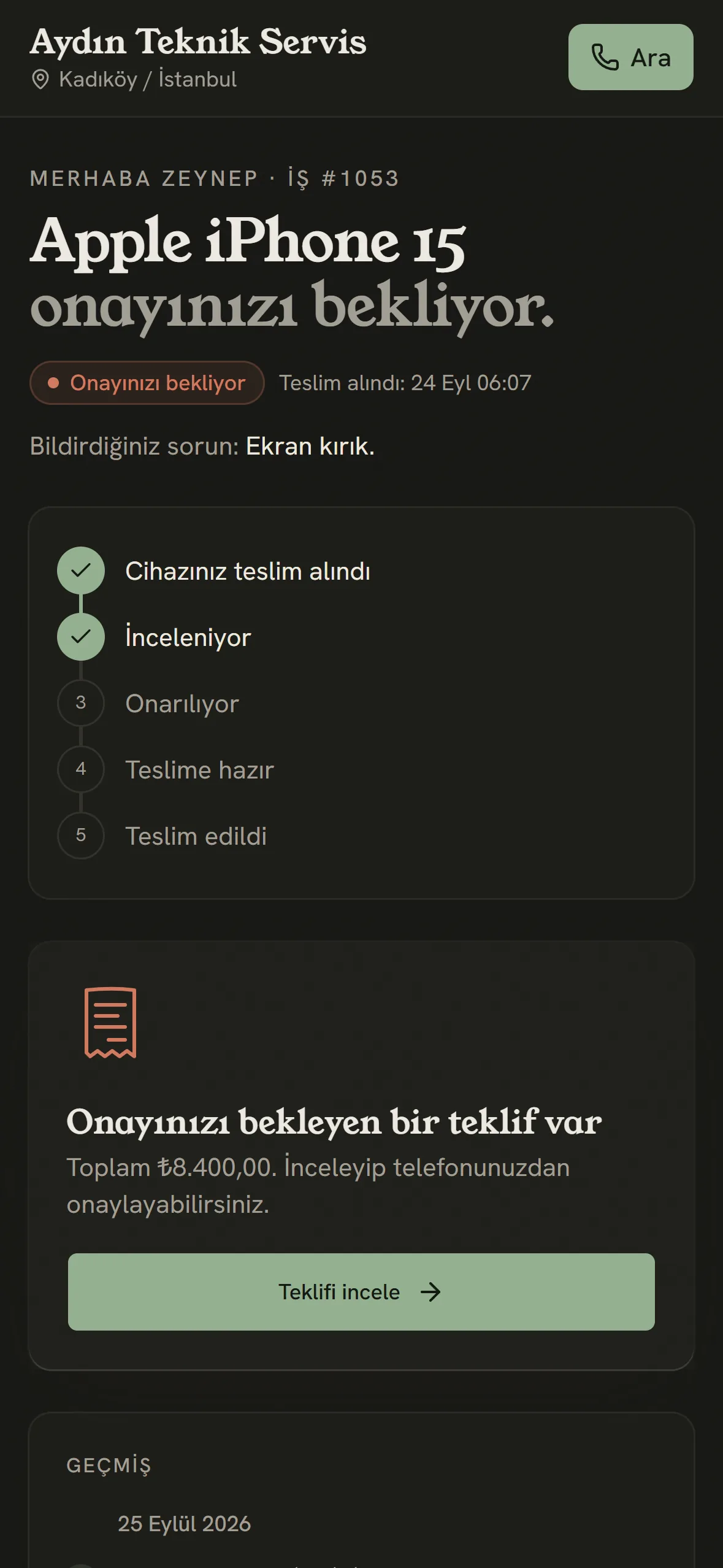 Müşterinin telefonunda iş takip sayfası: teklif onayı bekleniyor